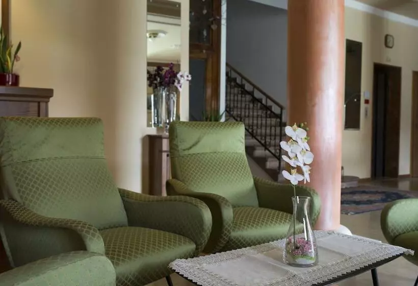 Отель Du Lac Parc & Residence