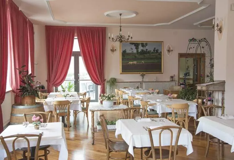 Отель Du Lac Parc & Residence