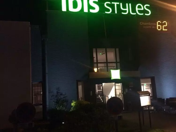 ホテル Ibis Styles Rouen Valdereuil