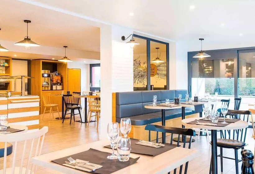 ホテル Ibis Styles Rouen Valdereuil