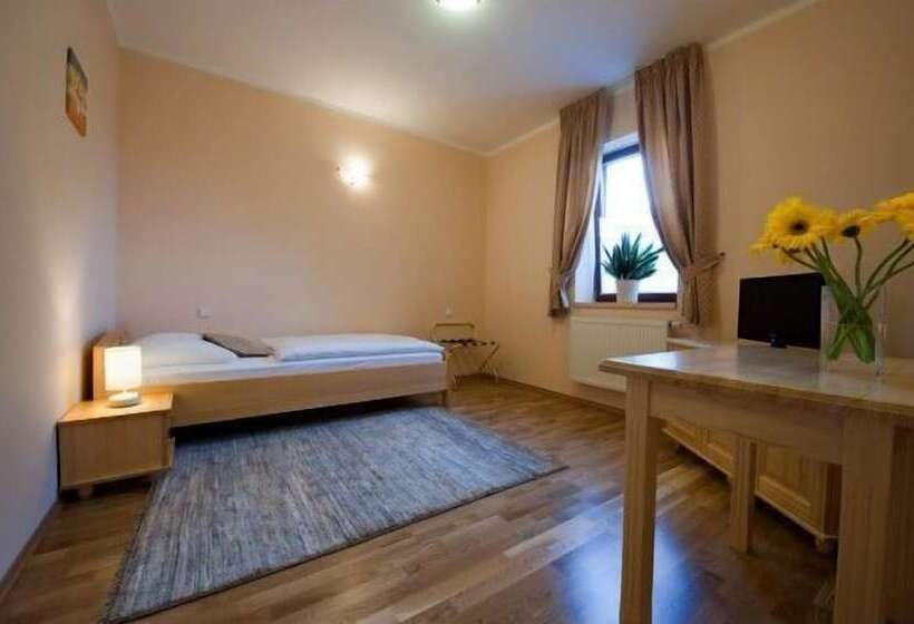 호텔 Karpatsky Dvor Lozorno