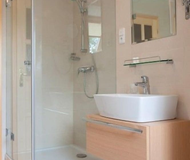 호텔 Karpatsky Dvor Lozorno