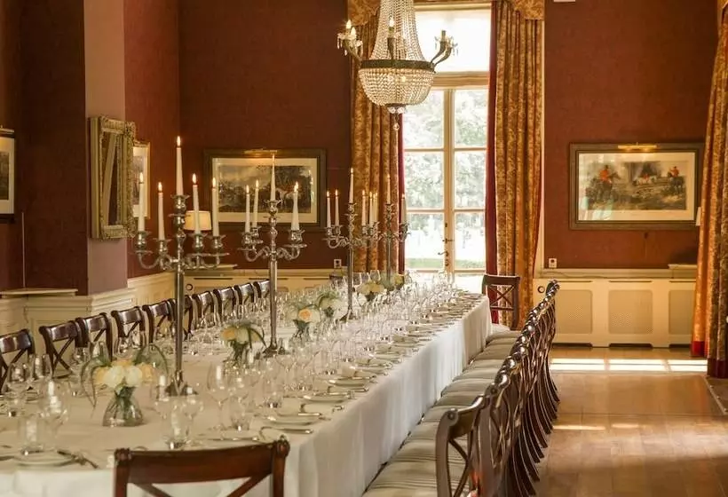 Отель Kasteel Engelenburg