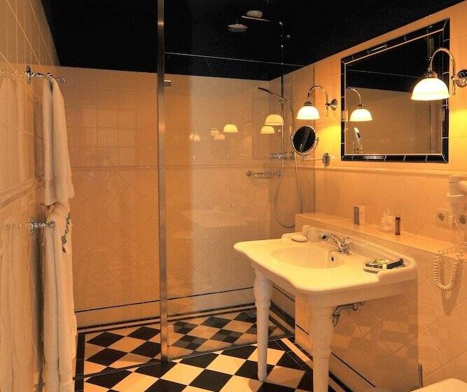 Отель Kasteel Engelenburg