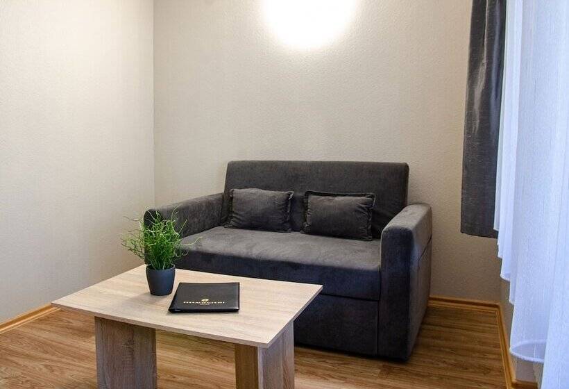 Отель Kurgarten