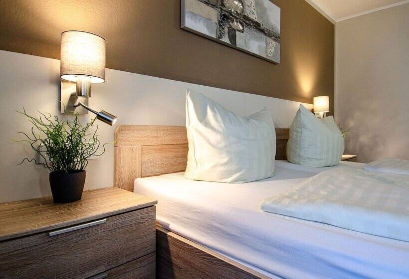 Отель Kurgarten