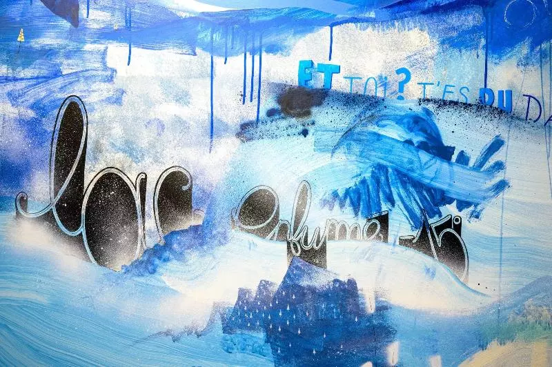 L Outa Hotel Restaurant