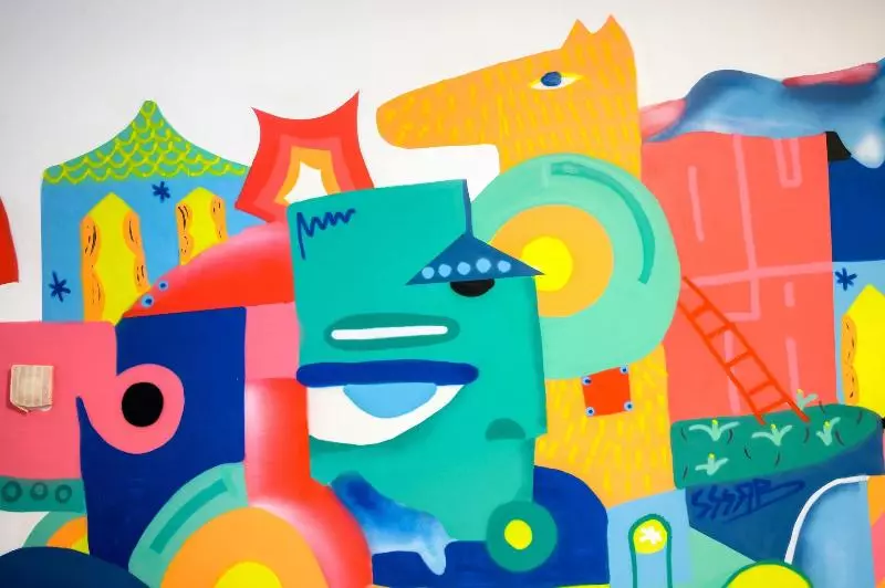 L Outa Hotel Restaurant