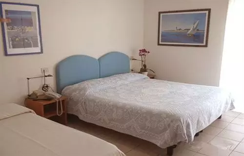 Отель La Roccia