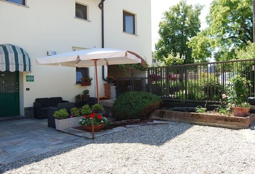 هتل Locanda Da Carla