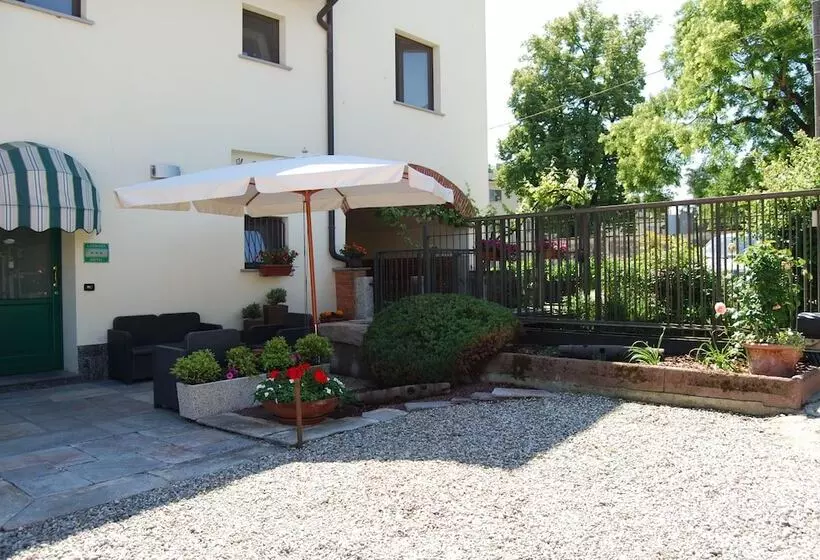 בית מלון כפרי Locanda Da Carla