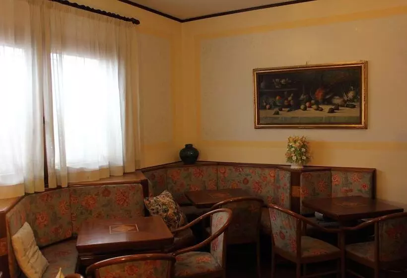 هتل Locanda Da Renzo