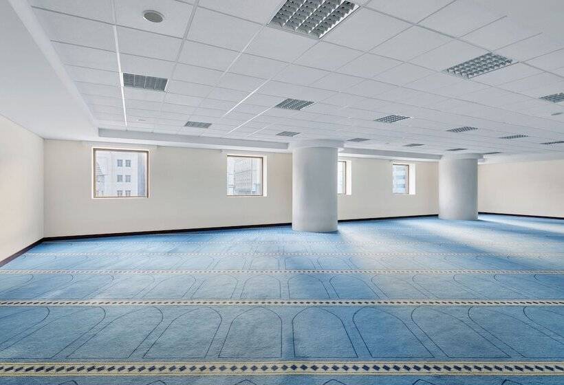 Отель Makarem Al Bait Al Azizia