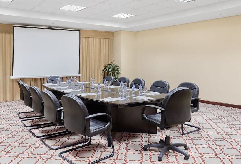 Отель Makarem Al Bait Al Azizia