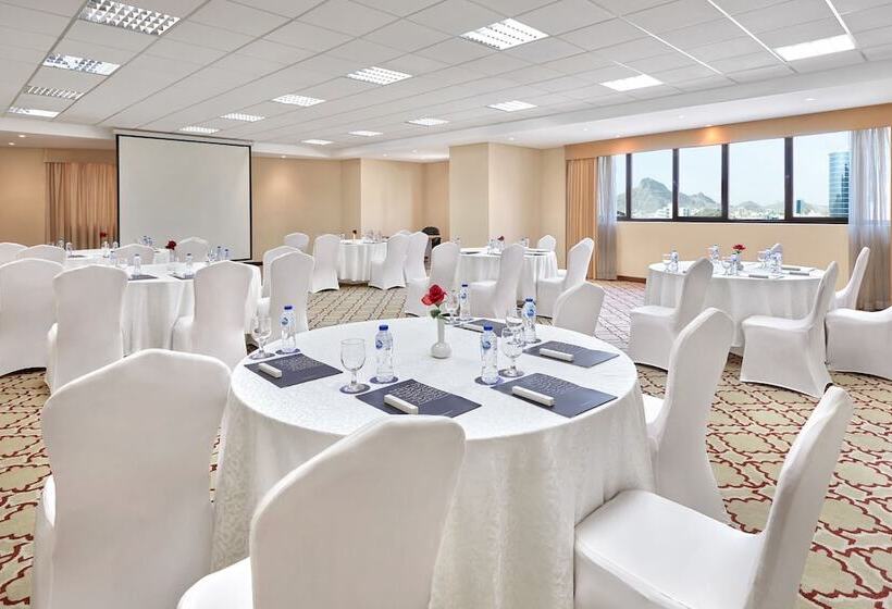 Отель Makarem Al Bait Al Azizia