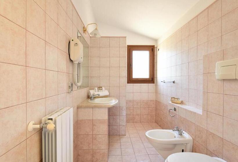 فندق Marie Claire