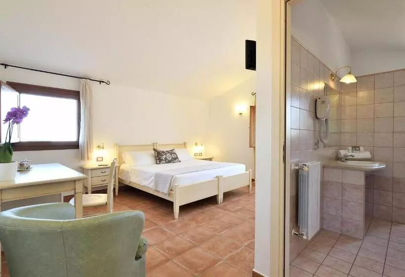 Отель Marie Claire