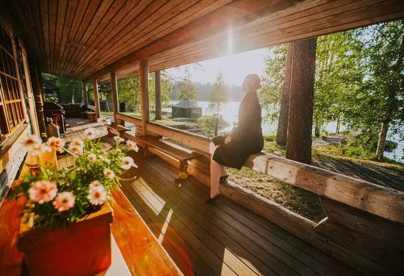 ホテル Revontuli Resort Rooms