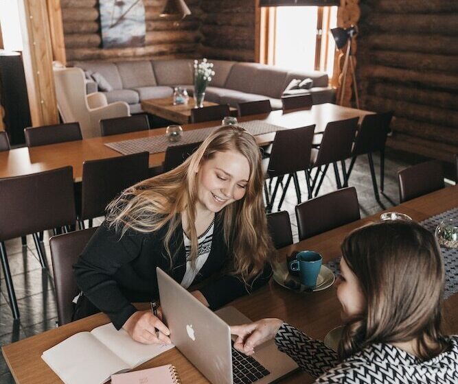 酒店 Revontuli Resort Rooms