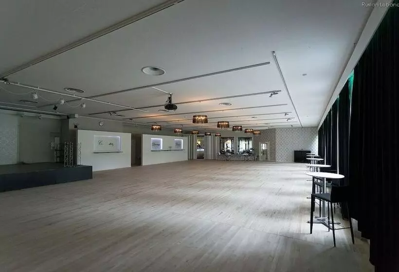 ホテル Revontuli Resort Rooms