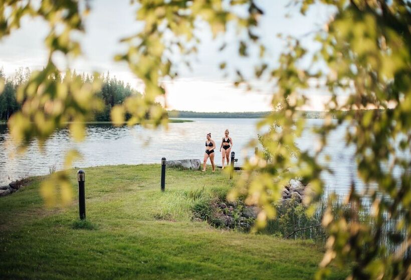 酒店 Revontuli Resort Rooms