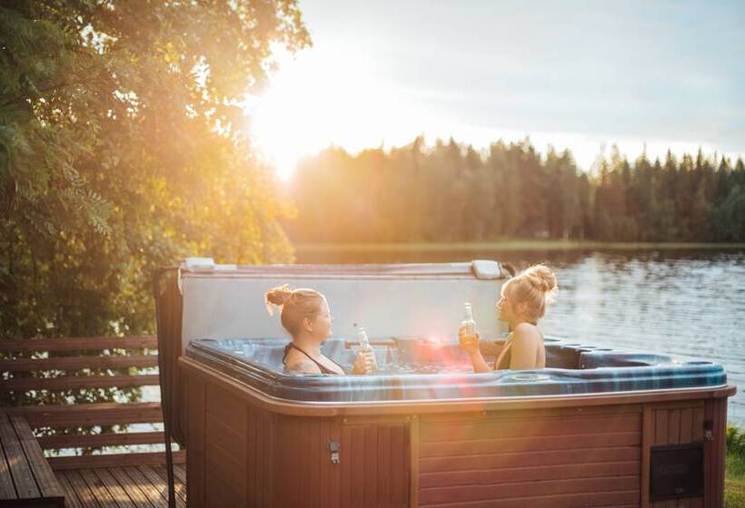 酒店 Revontuli Resort Rooms