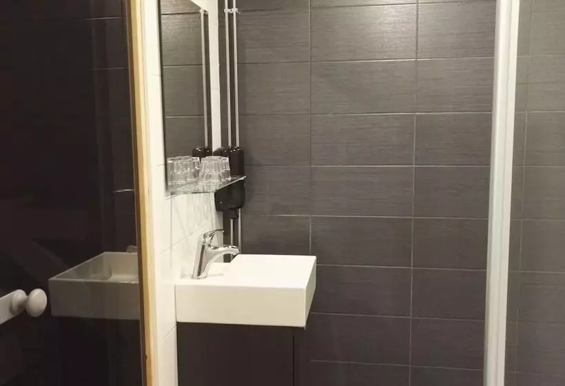 ホテル Revontuli Resort Rooms