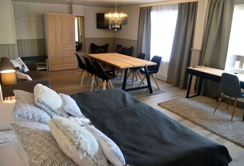 酒店 Revontuli Resort Rooms