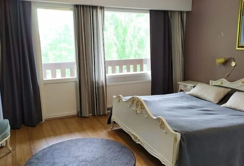 ホテル Revontuli Resort Rooms