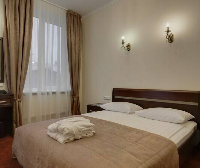 ホテル Solo Panorama Palace Square