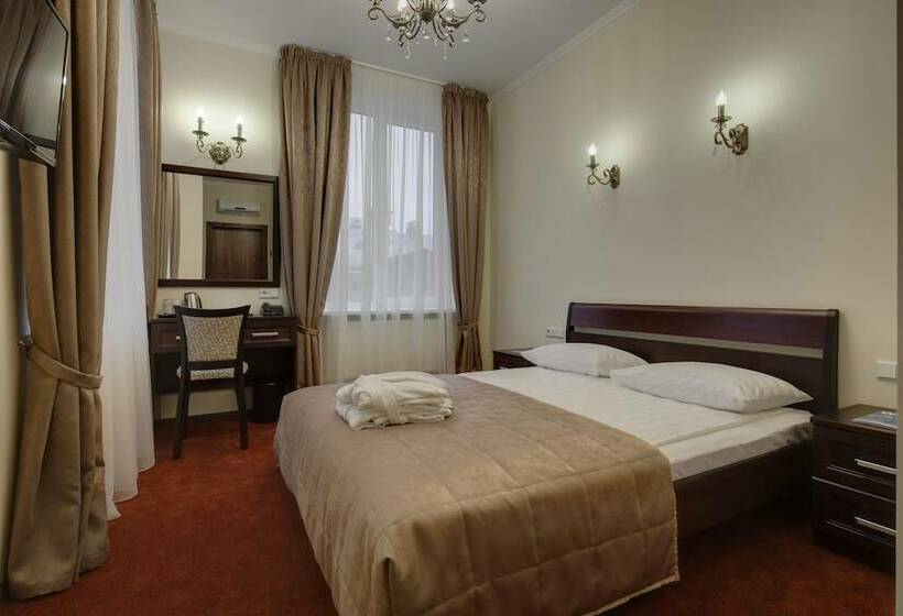 ホテル Solo Panorama Palace Square