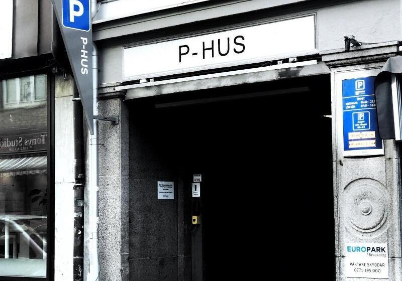 The Lamp Hotel & Spa