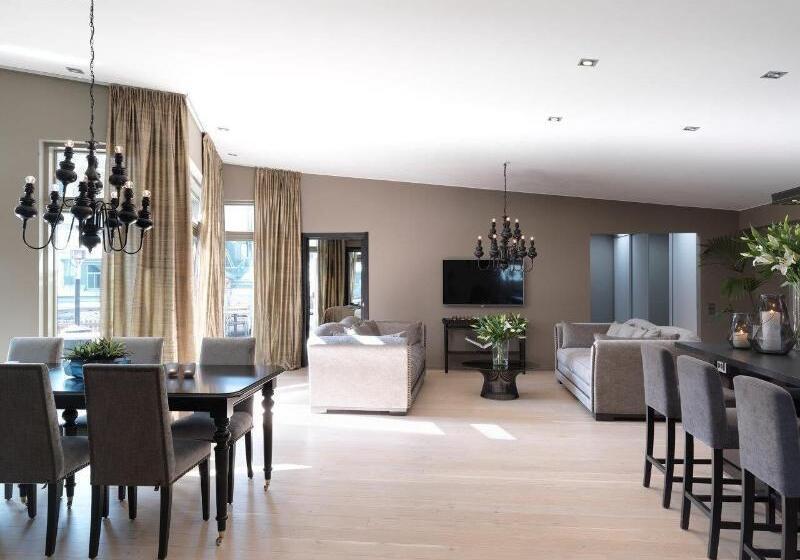 The Lamp Hotel & Spa