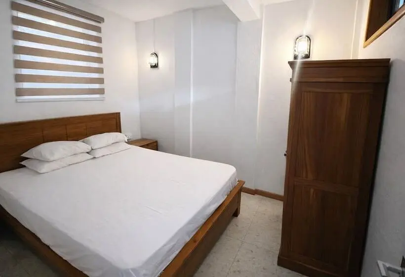 Oceanic Villa
