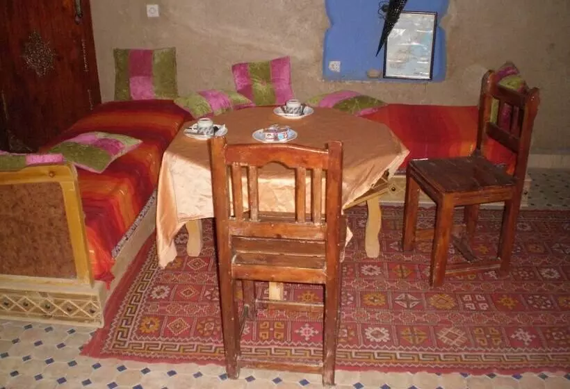 Riad Aicha & Camel Trekking