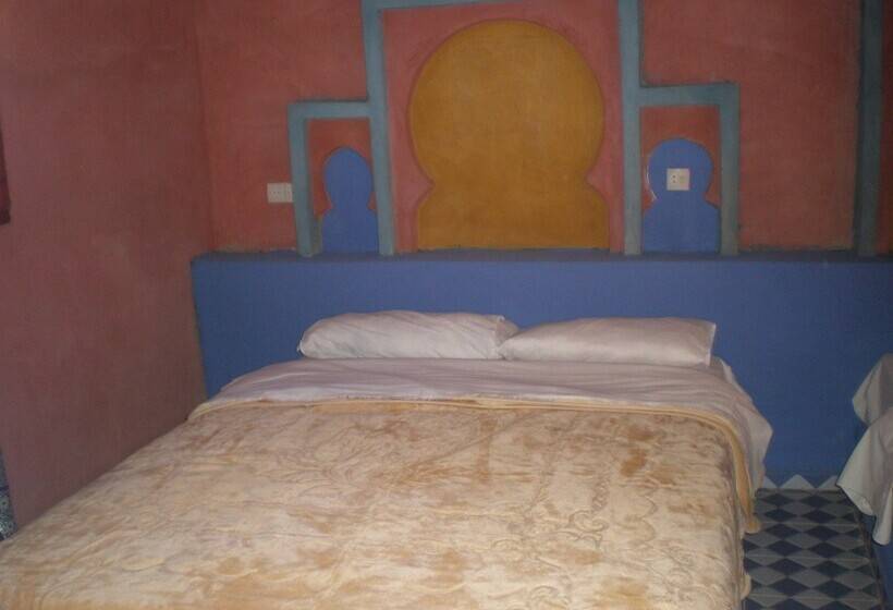 Riad Aicha & Camel Trekking