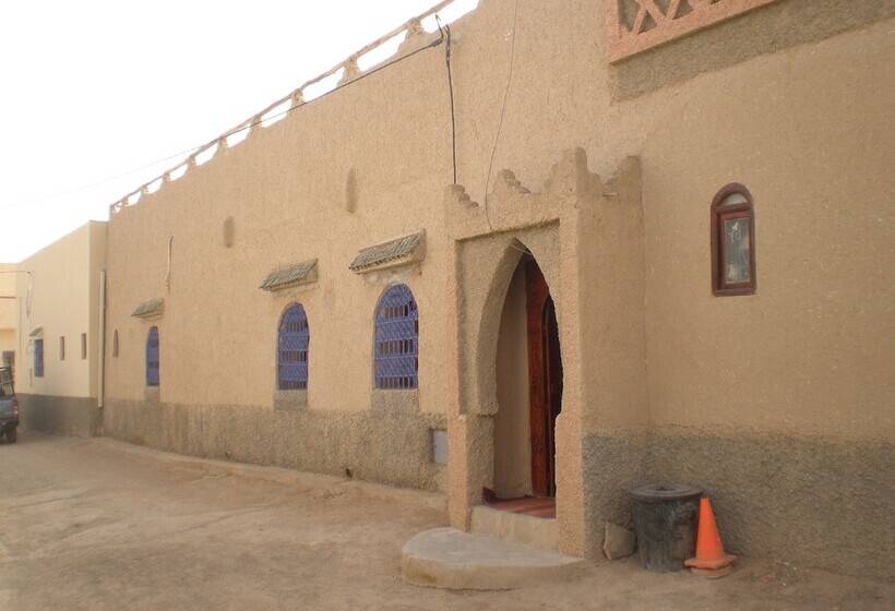 Riad Aicha & Camel Trekking