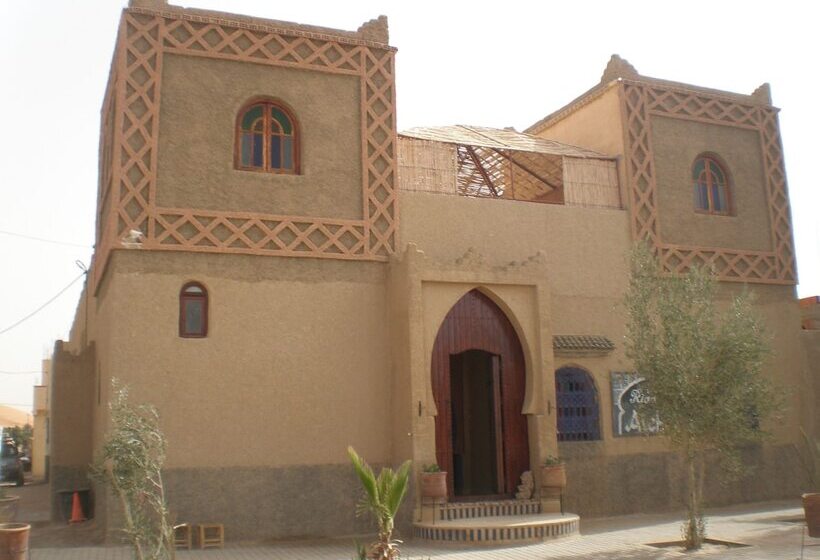 Riad Aicha & Camel Trekking