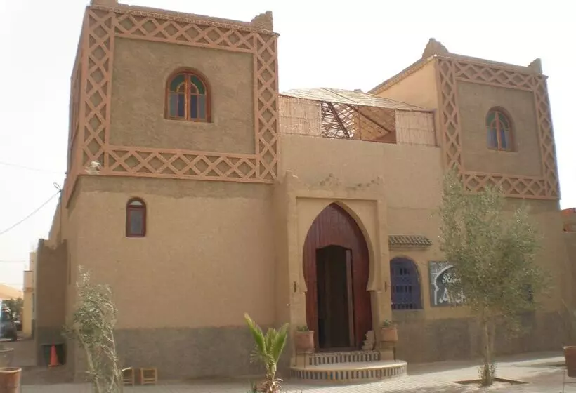 Riad Aicha & Camel Trekking