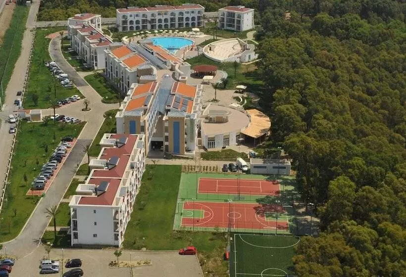 Toccacielo Hotel Village