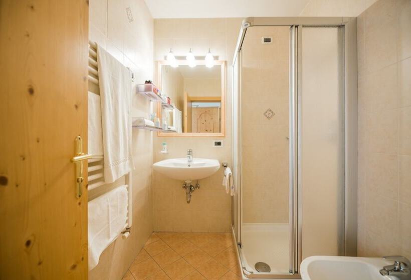 Wirtshaushotel Alpenrose