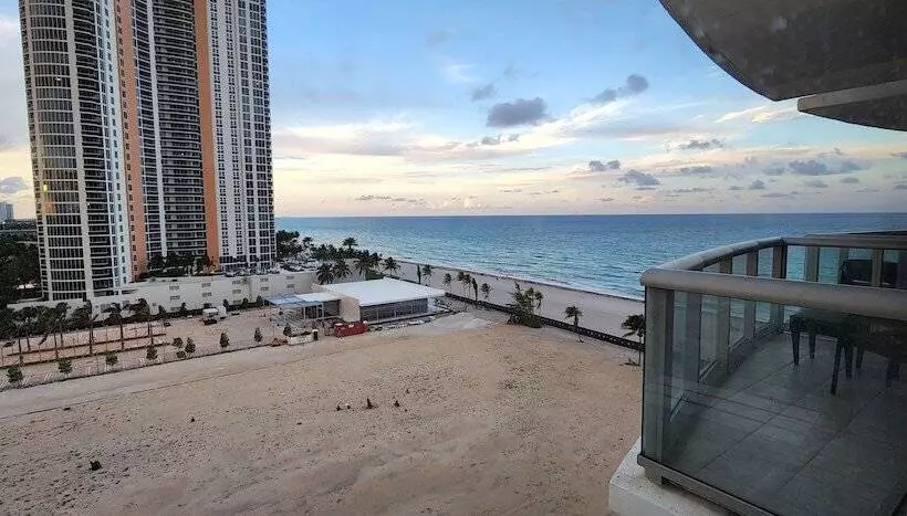 Marenas Beach Resort