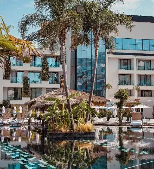 Hotelli Maritim Marina Bay Resort & Casino