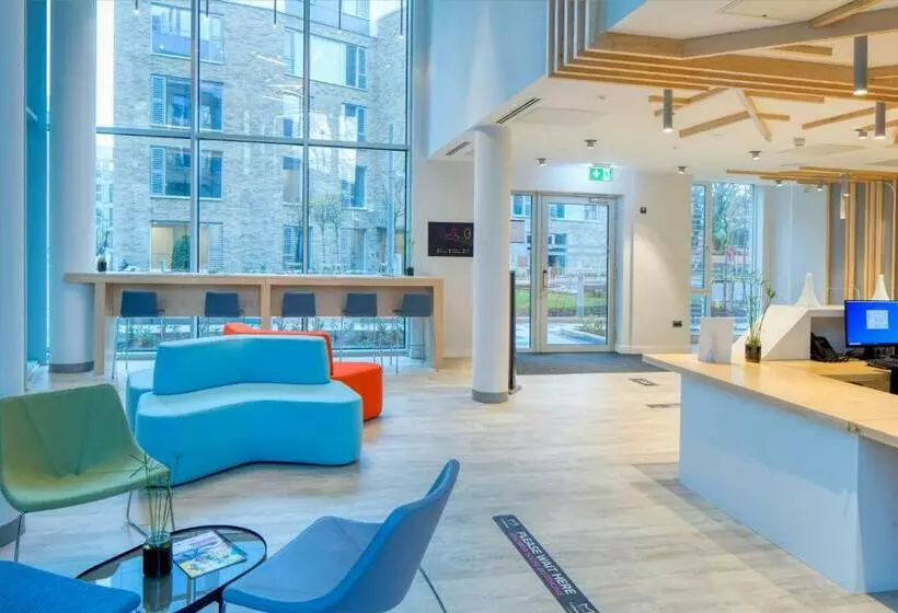 هتل The Westwood Summer Accommodation