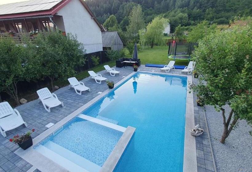 پانسیون Ati&hanna