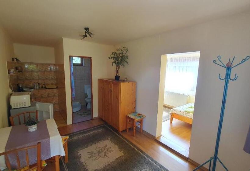 پانسیون Ati&hanna