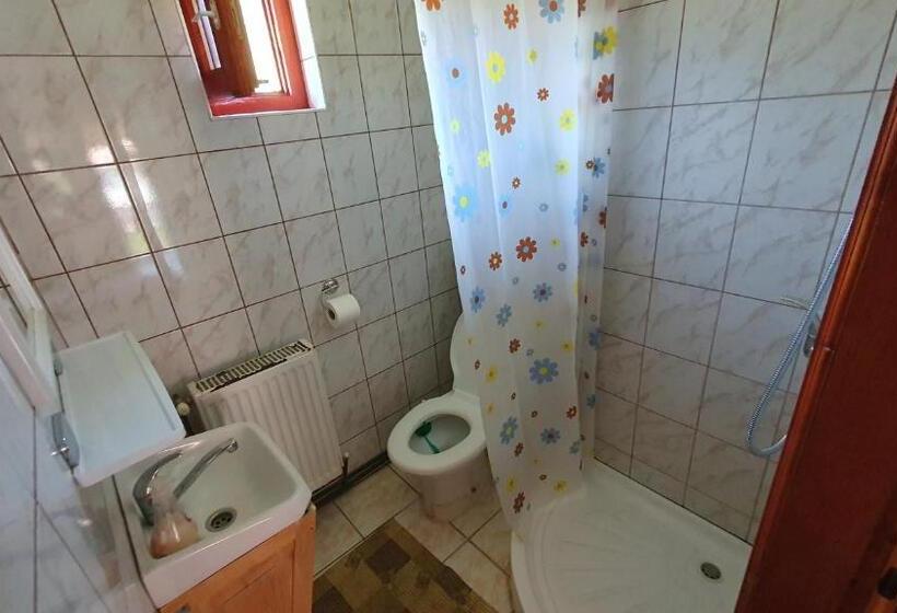 پانسیون Ati&hanna