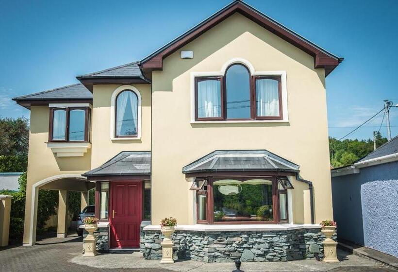 پانسیون Kayden House