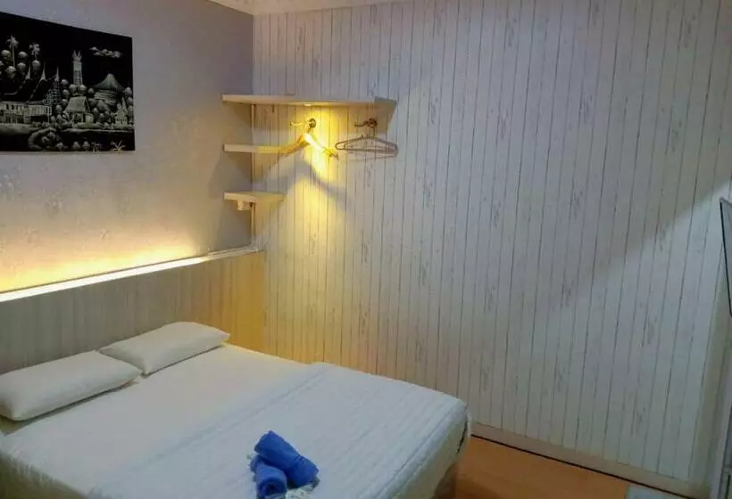 Majatalo Sleeprest @ Golden Prima