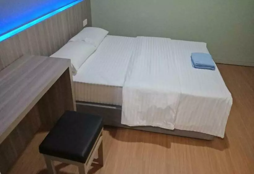 Majatalo Sleeprest @ Golden Prima